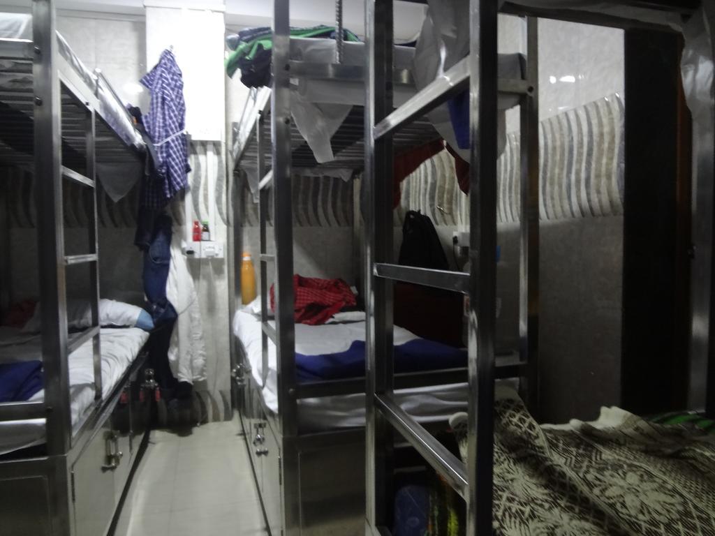 Aashiyana Dormitory - Mumbai — Photos 3